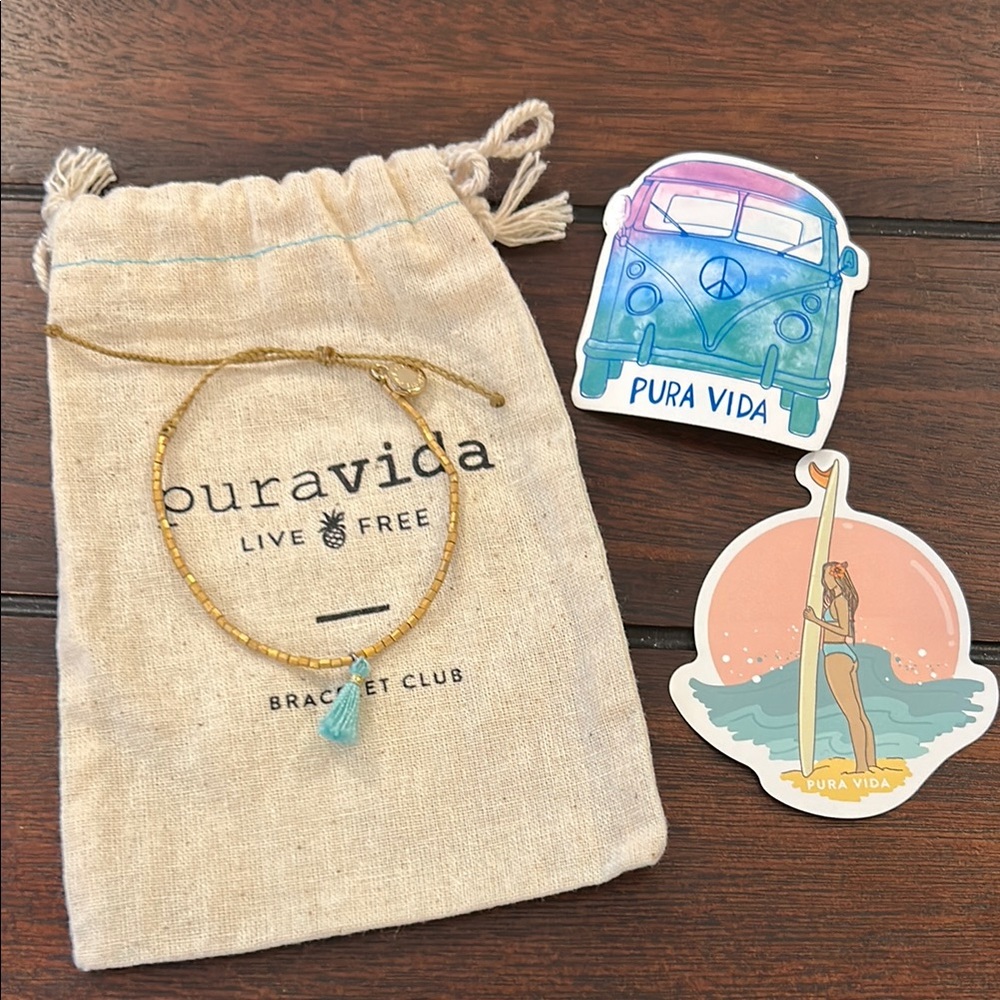 Pura Vida Gold Tassel Bracelet 👑